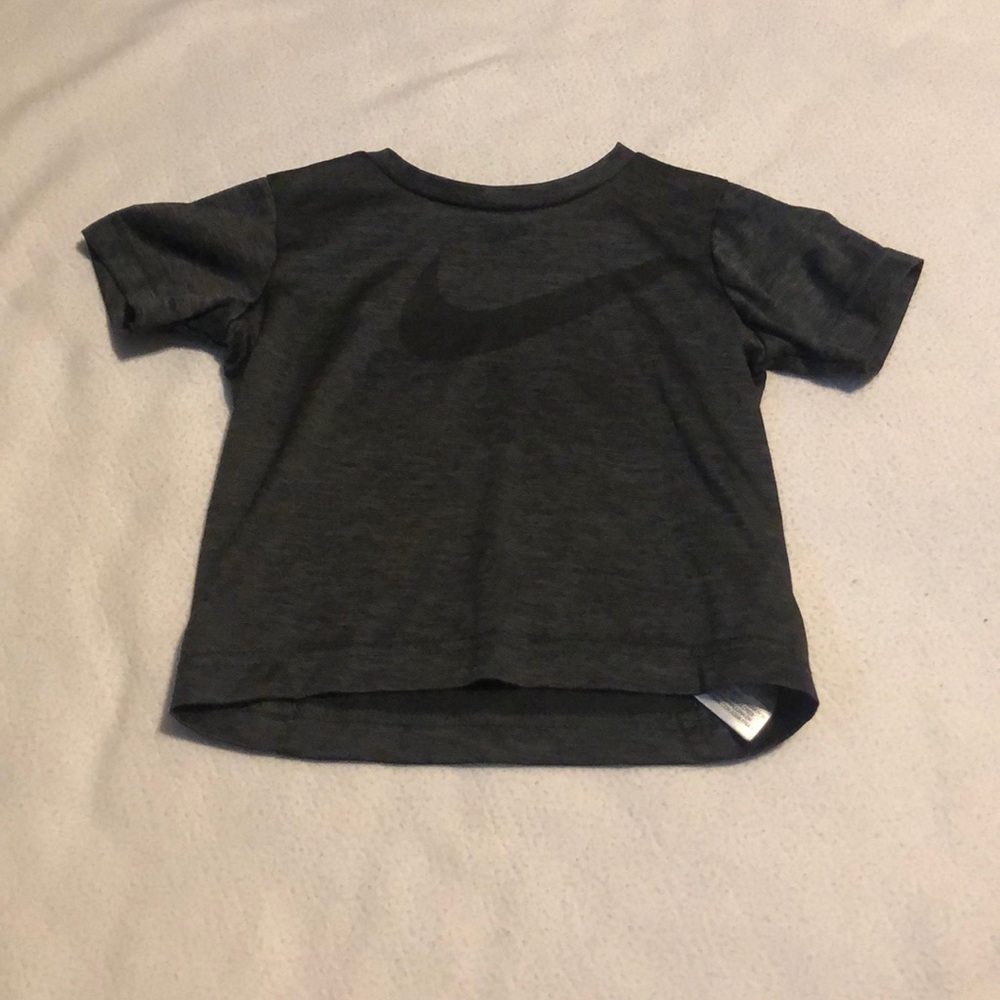 Nike Dri Fit Shirt 2T